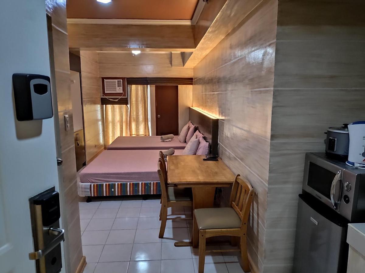 Apartment Tagaytay Staycation By Naya And Darla W Free Swimming Pool, Wifi & Netflix Tagaytay City