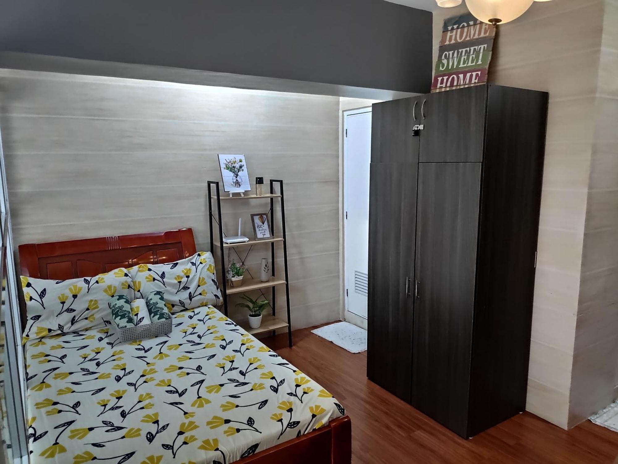 Tagaytay Staycation By Naya And Darla W Free Swimming Pool, Wifi & Netflix * Tagaytay City