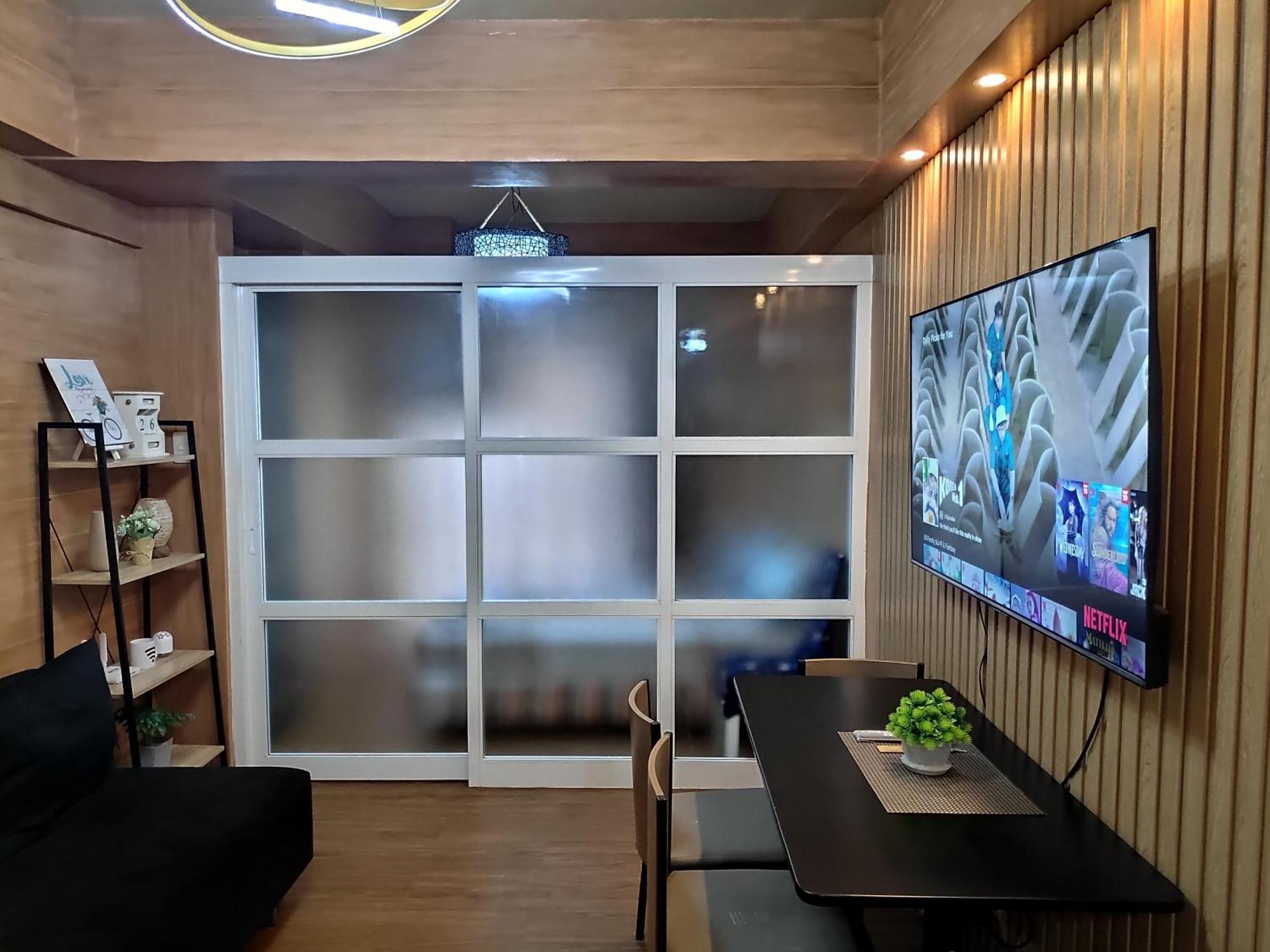 Tagaytay Staycation By Naya And Darla W Free Swimming Pool, Wifi & Netflix Tagaytay City